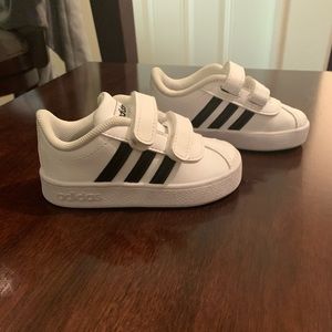 Adidas toddler size 5